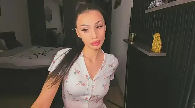 HelenShawn online show from February 2025 08:45:02 PM