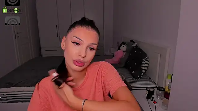 HelenShawn online show from October 2025 07:55:01 PM