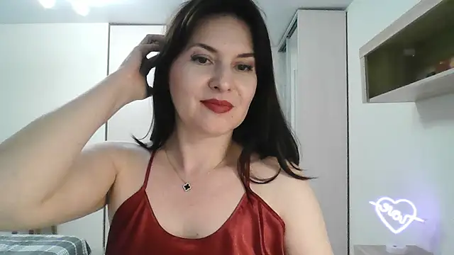 Victoria Glam online show from January 2025 12:28:01 AM