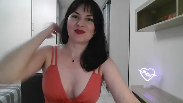 Victoria Glam online show from February 2025 07:05:02 PM