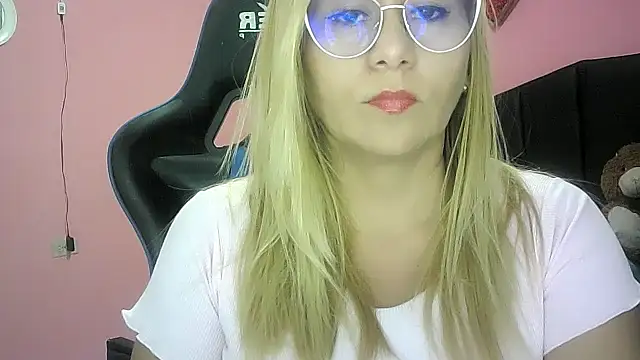 mariana0x online show from January 2026 08:11:02 PM