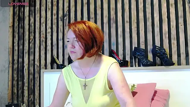 Alis Lovi online show from June 2026 01:11:01 AM