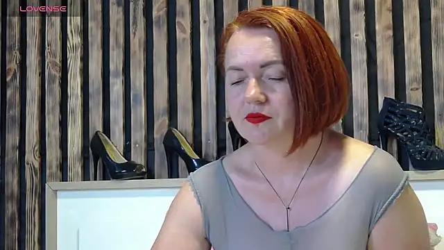 Alis Lovi online show from July 2026 10:40:01 AM