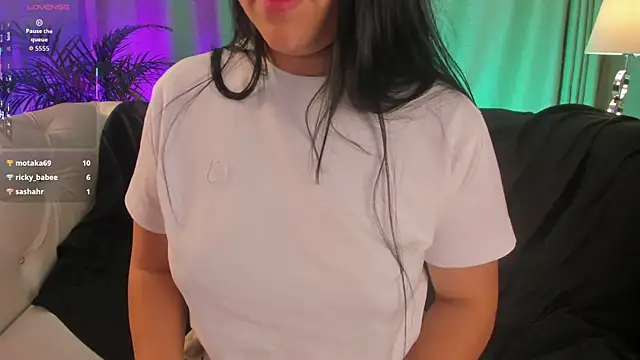 Hannah Jonhson online show from September 2025 06:34:01 AM