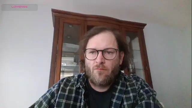 Snapshot of rrunner7718 chatting on February 2025 02:24:01 PM rrunner7718 online show from February 2025 02:24:01 PM