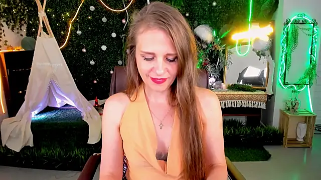 Snapshot of EmiliaBedy chatting on May 2026 10:36:01 AM EmiliaBedy online show from May 2026 10:36:01 AM