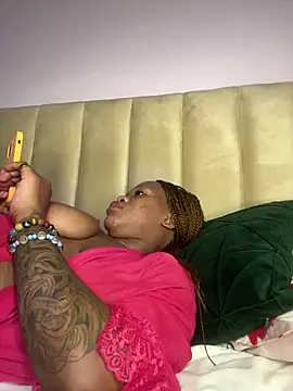 Boneca25 online show from March 2026 08:41:02 AM