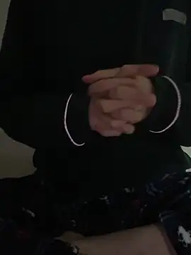 Snapshot of Phil_6677 chatting on January 2025 05:42:01 PM Phil 6677 online show from January 2025 05:42:01 PM