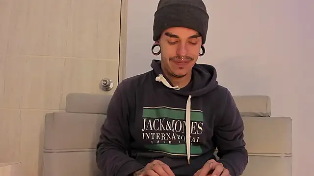 kaletattoo online show from January 2026 10:31:01 AM