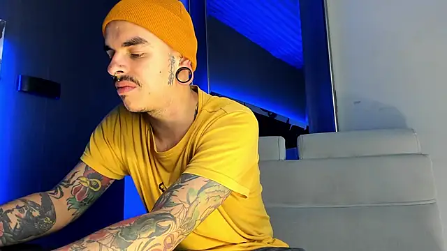 Snapshot of kaletattoo chatting on May 2026 12:22:02 PM kaletattoo online show from May 2026 12:22:02 PM