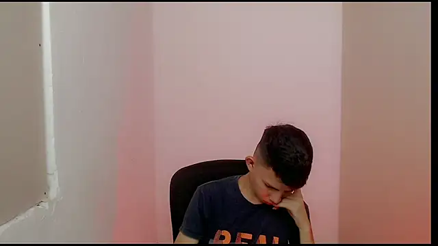 Alexxx lov online show from February 2025 12:26:02 PM