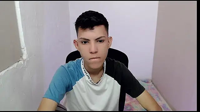 Alexxx lov online show from February 2025 12:34:01 PM