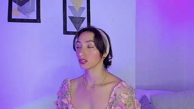 vicky  skinny 1 online show from November 2025 12:26:01 PM