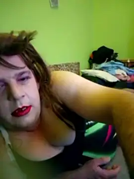 Adrianka online show from October 2025 10:47:02 PM