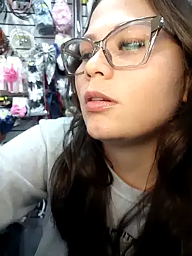 Vale Saenzz online show from March 2026 09:32:02 PM