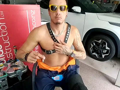 TAIZWRLD online show from November 2025 12:05:01 AM