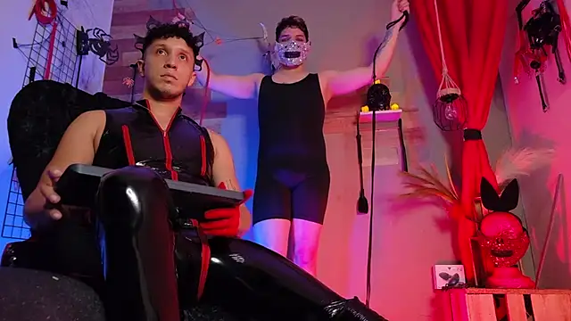 AngeloColleen online show from October 2025 06:15:01 PM