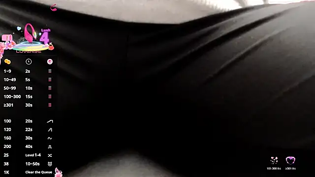 Wetandnaughtyxx online show from October 2025 09:54:02 AM