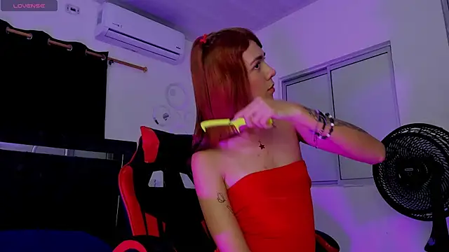 Nicol TransGirl online show from September 2025 02:27:01 AM