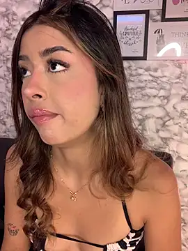 Miss karol online show from March 2026 06:23:02 PM