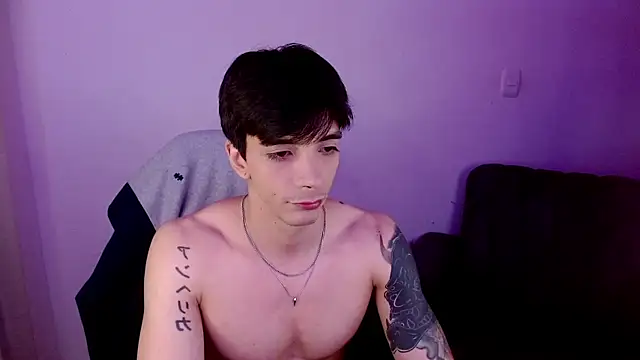 H3ll B0I online show from July 2026 09:57:02 AM