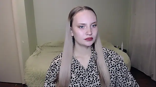 vivian word online show from October 2025 05:46:01 PM