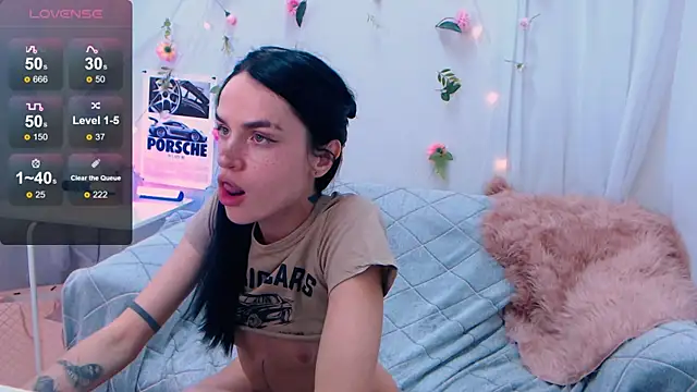 Holygirl  online show from March 2026 02:15:02 AM