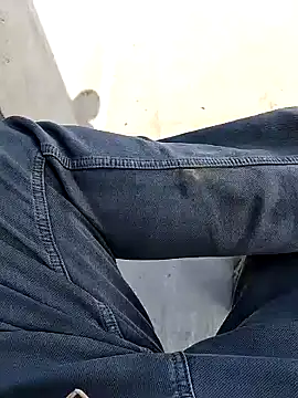 xmanrawan2 online show from February 2025 10:54:02 AM