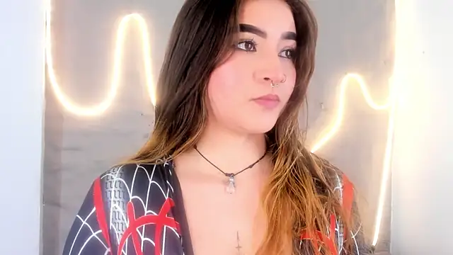 Shanntal  online show from February 2026 07:42:02 PM