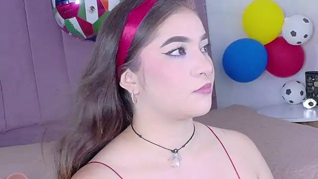 Snapshot of Shanntal_ chatting on June 2026 07:35:01 PM Shanntal online show from June 2026 07:35:01 PM