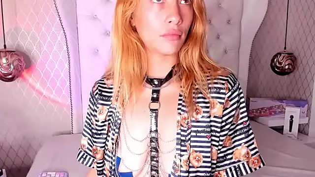 zoe taylorr1 online show from March 2025 07:15:01 AM