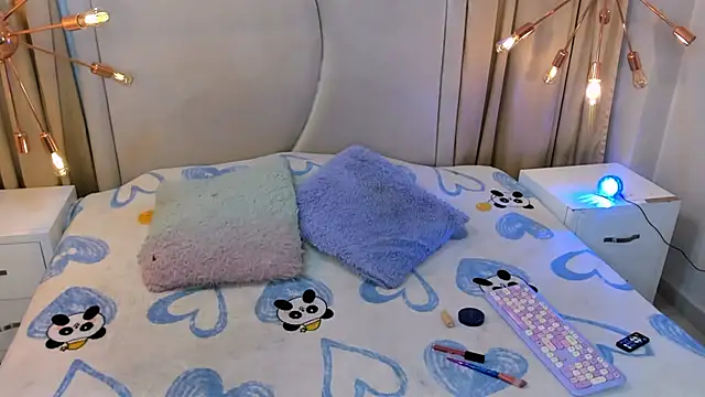 zoe taylorr1 online show from December 2025 11:37:01 AM