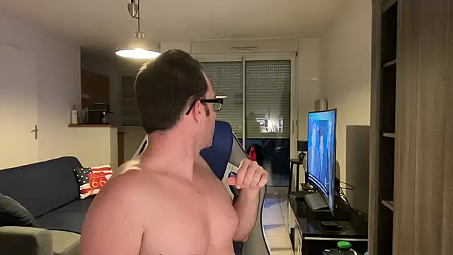 Funnyjul31 online show from February 2025 06:01:02 PM