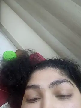 naina78910 online show from February 2025 07:38:02 PM