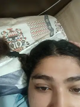 naina78910 online show from October 2025 10:25:01 AM