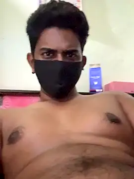 Shaggy010199 online show from November 2025 01:48:01 PM