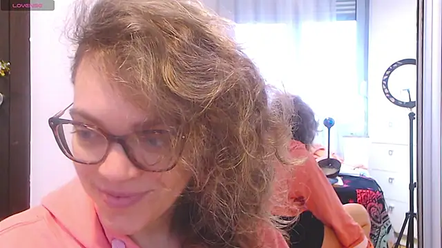 Ju-Hot online show from January 2025 03:07:01 PM