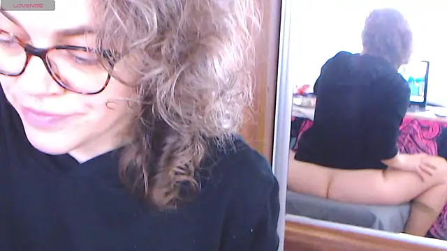 Ju-Hot online show from January 2025 02:58:01 PM