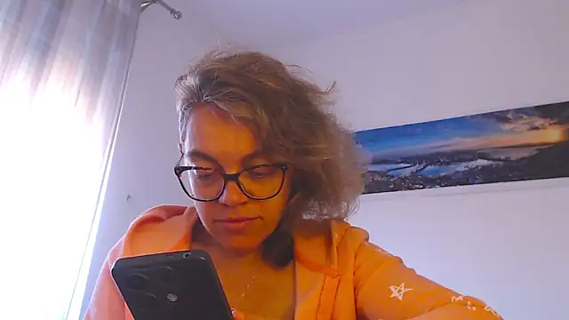 Ju-Hot online show from October 2025 03:02:02 PM