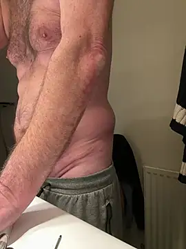 Snapshot of vincent1522 chatting on February 2025 07:23:01 AM vincent1522 online show from February 2025 07:23:01 AM