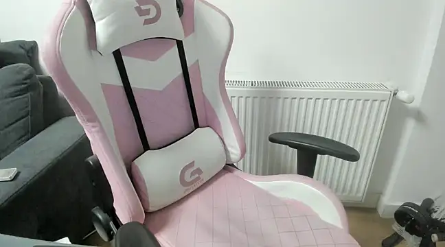 LadyLyanna online show from February 2025 03:30:02 AM