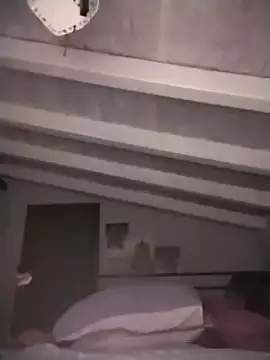 Snapshot of divinaerotica chatting on March 2025 05:17:02 PM divinaerotica online show from March 2025 05:17:02 PM