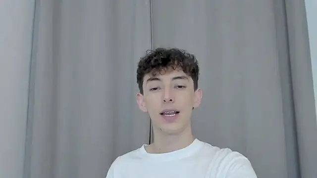 miketwink online show from October 2025 12:46:02 AM