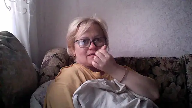 Snapshot of Mayya4321 chatting on May 2026 09:39:02 AM Mayya4321 online show from May 2026 09:39:02 AM
