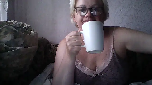 Snapshot of Mayya4321 chatting on June 2026 06:17:02 AM Mayya4321 online show from June 2026 06:17:02 AM