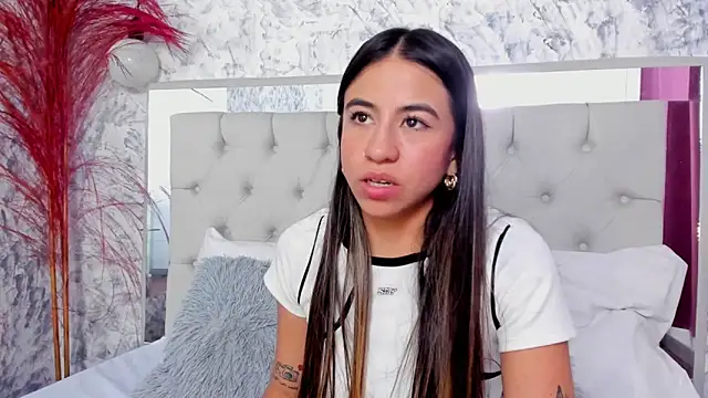 Snapshot of Ariana_greenblat chatting on February 2026 05:07:02 PM Ariana greenblat online show from February 2026 05:07:02 PM