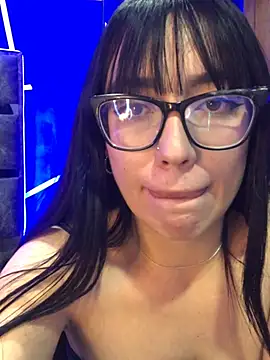 Snapshot of Melody_rousse_ chatting on January 2025 11:22:01 PM Melody rousse online show from January 2025 11:22:01 PM