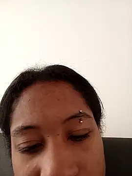 Zaira Rose  online show from November 2025 05:25:02 PM