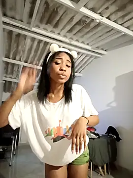 Zaira Rose  online show from March 2026 02:06:02 AM