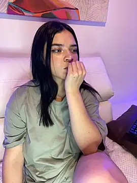 eileensophi online show from February 2025 06:10:02 AM